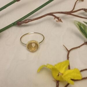 SZ 14 K Gold Filled Ring with Vintage Yellow Citrine Faceted Gemstone Size 8